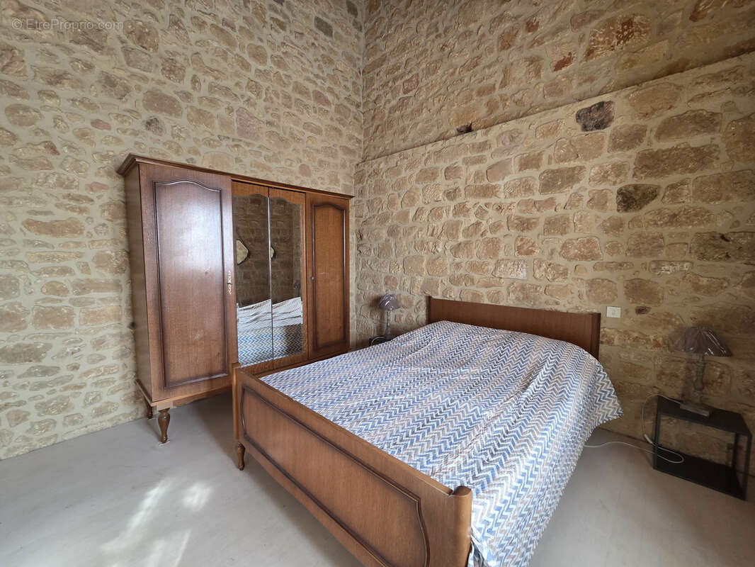 Ensemble immobilier dans le bourg du village - photo 19