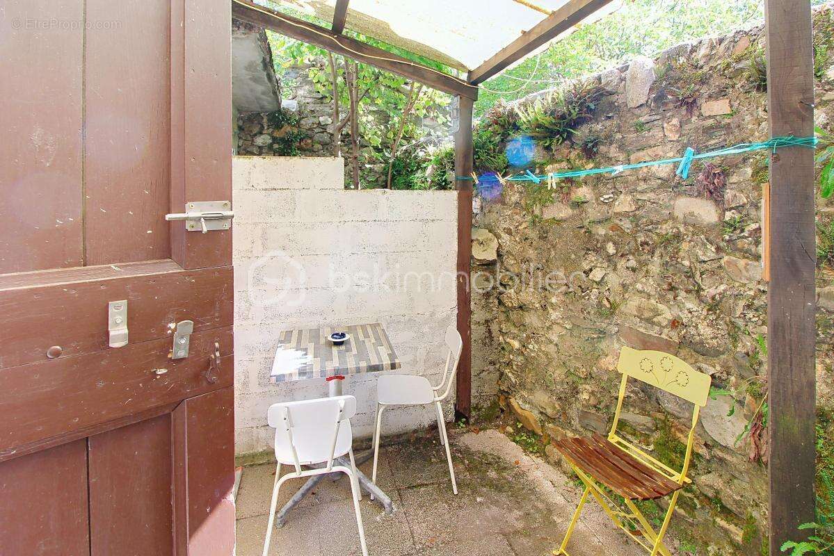 Appartement à SAINT-JEAN-DU-BRUEL