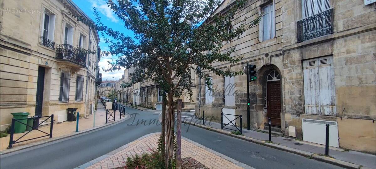 Appartement à BORDEAUX