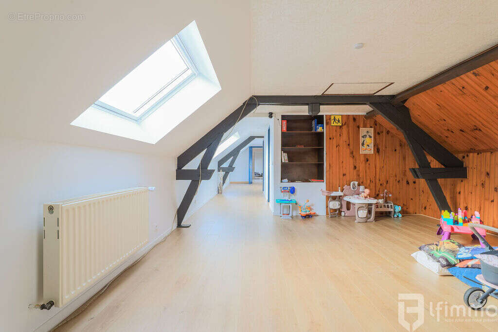 Maison à VILLERS-AU-FLOS