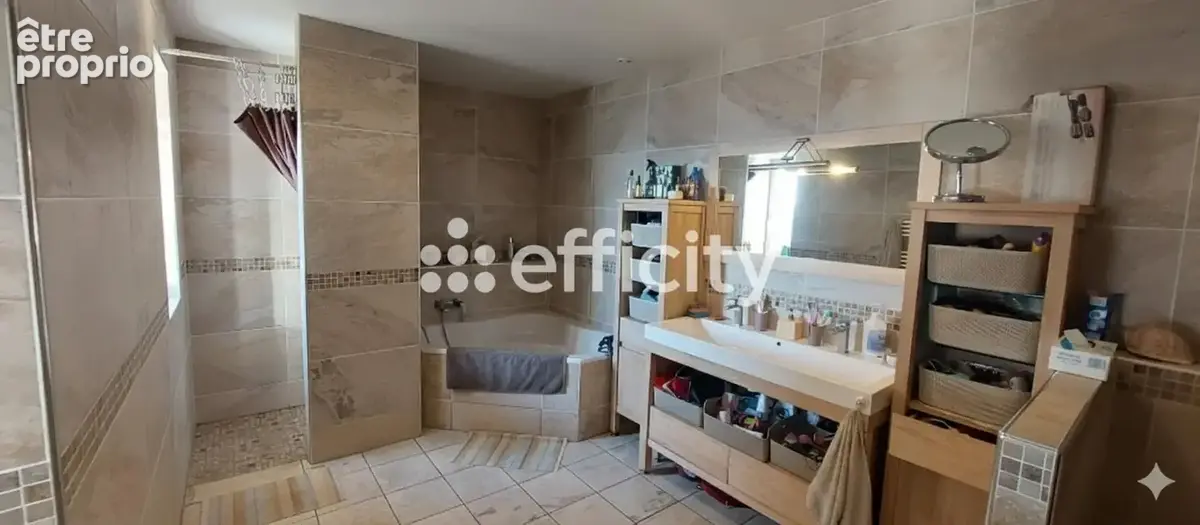 Maison 6 pièces 169 m² à vendre à Condrieu (69420) - photo 9