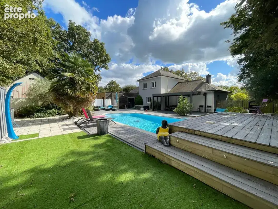 Belle propriété de 185m2 avec une piscine et des dépendances - photo 22