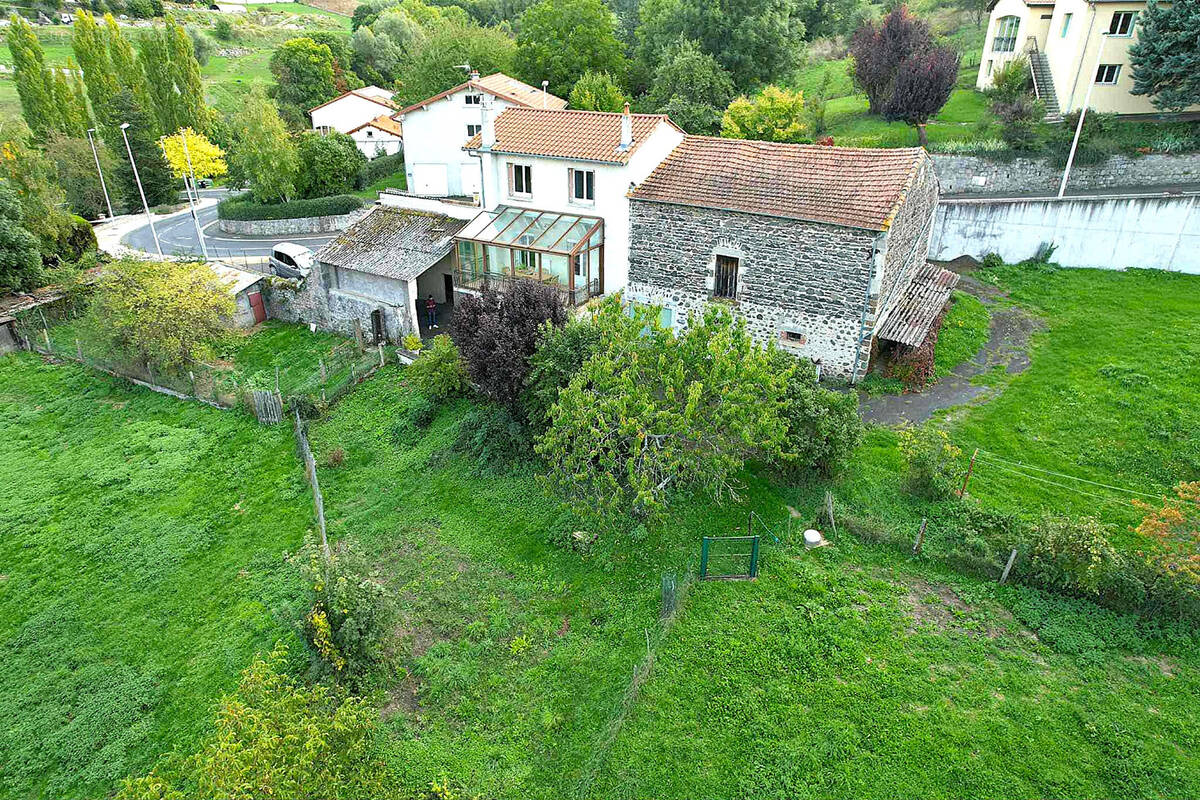 Maison à ESPALY-SAINT-MARCEL