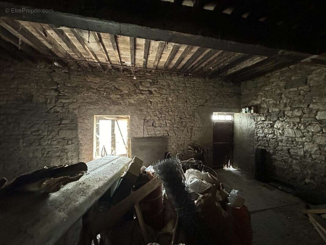 Maison à CASSAIGNES