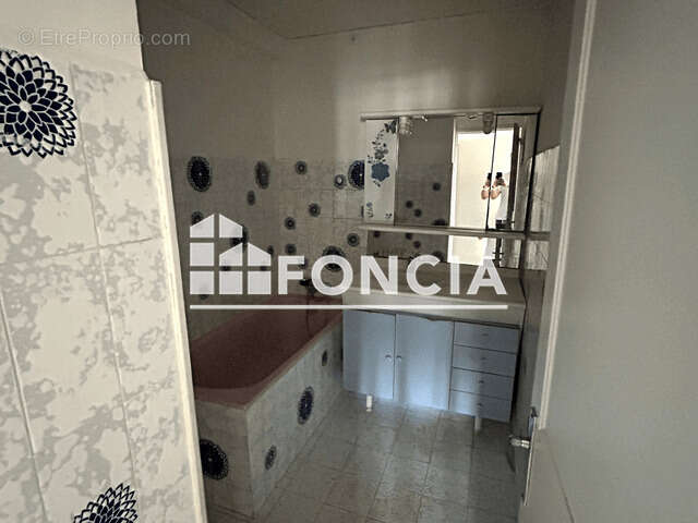 Appartement à MARSEILLE-15E
