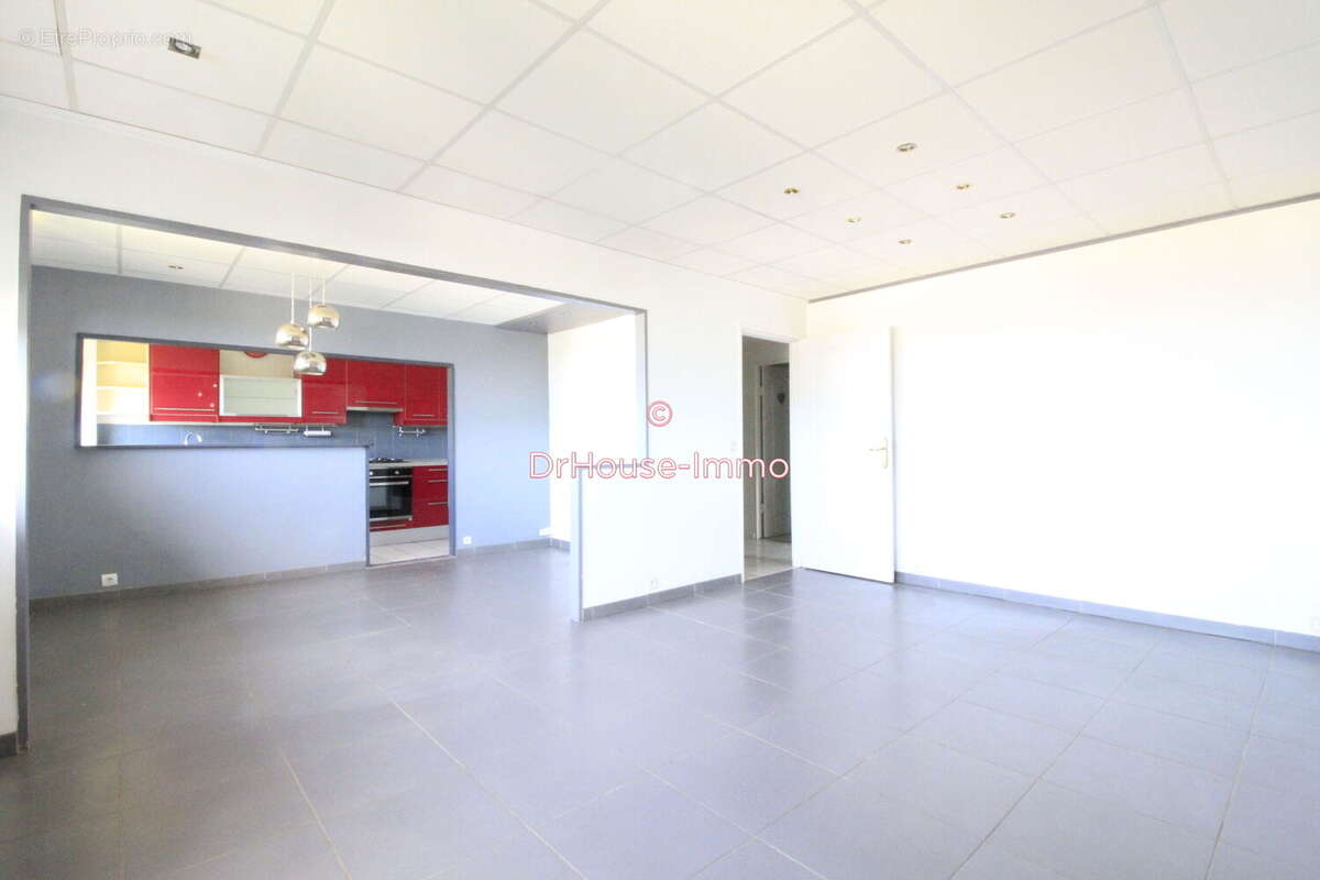 Appartement 62 m² à Evreux  - photo 5