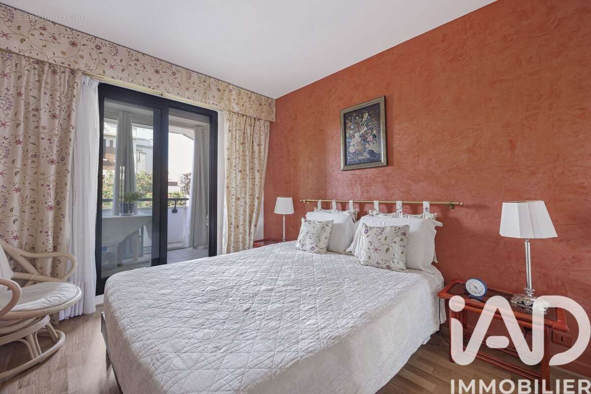Photo 6 - Appartement à SURESNES