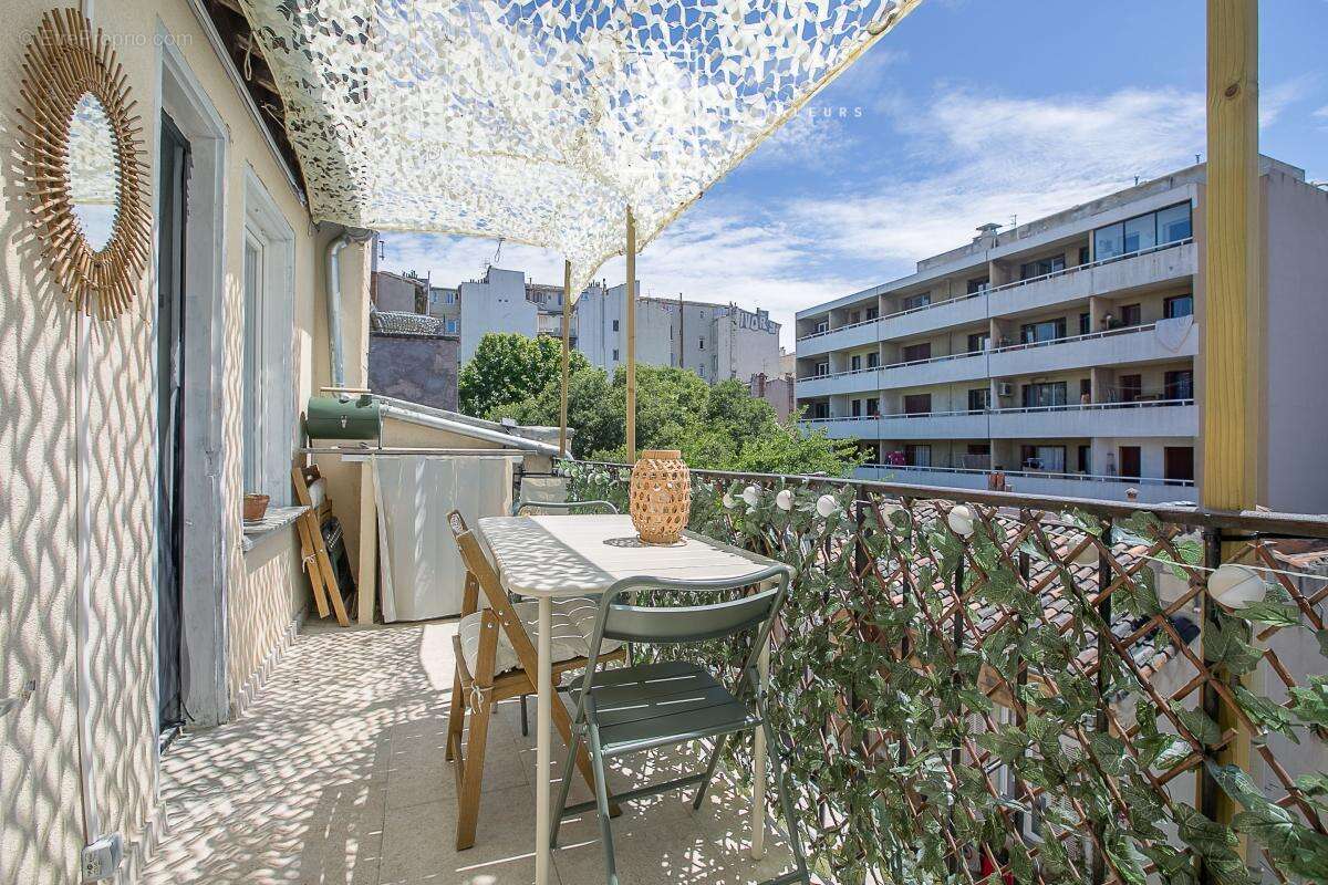 Appartement à MARSEILLE-6E