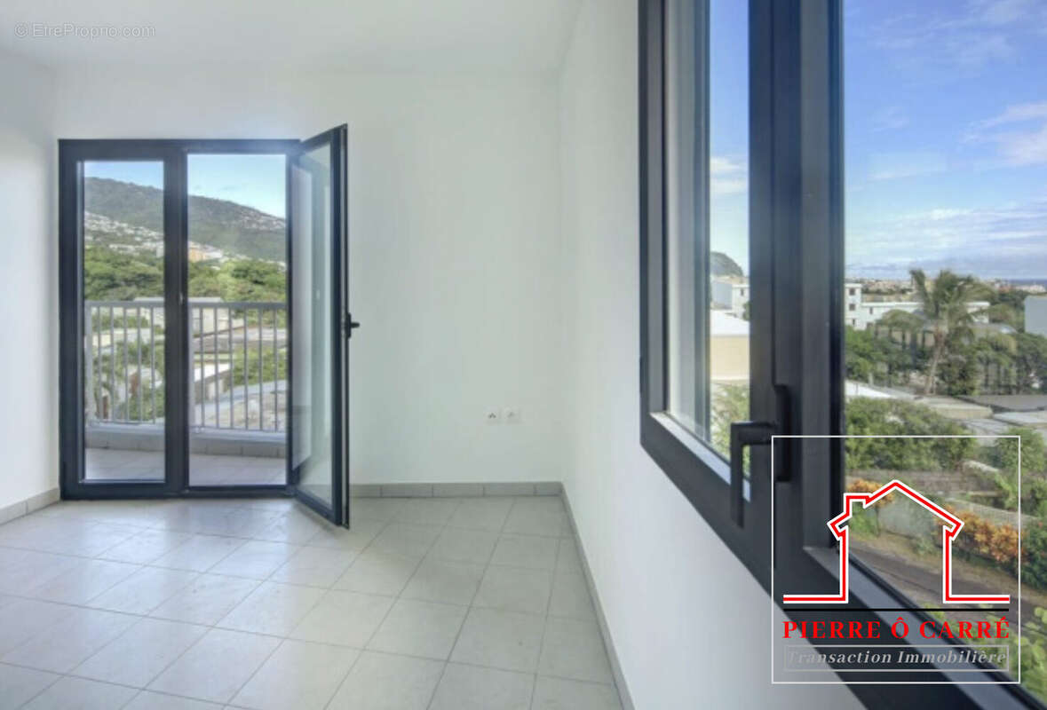 Appartement à SAINT-DENIS