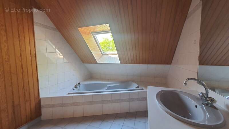 Maison à CHARTRES-DE-BRETAGNE