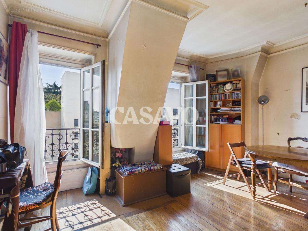 Appartement à PARIS-15E