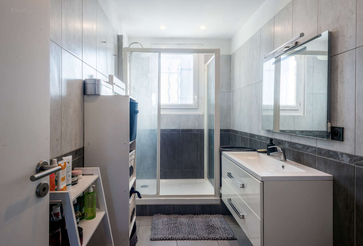 Appartement à LA VALETTE-DU-VAR