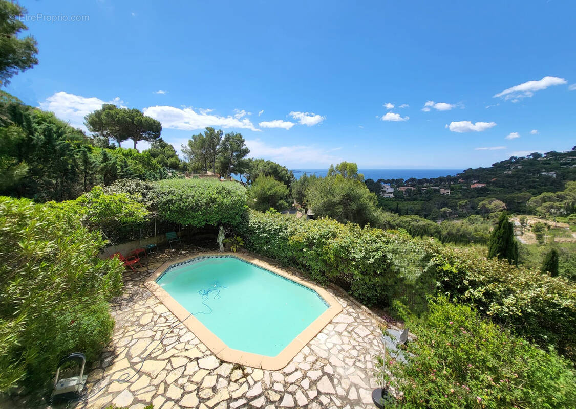 Maison à HYERES