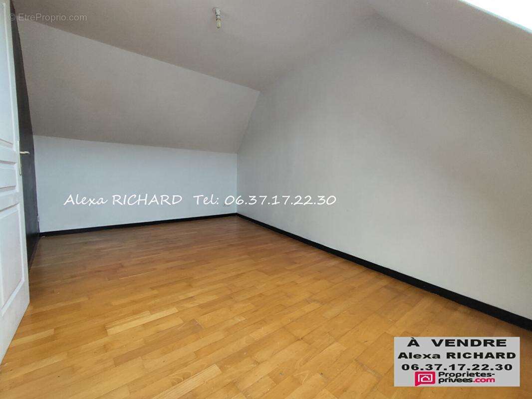 Maison à LA FERRIERE-SUR-RISLE