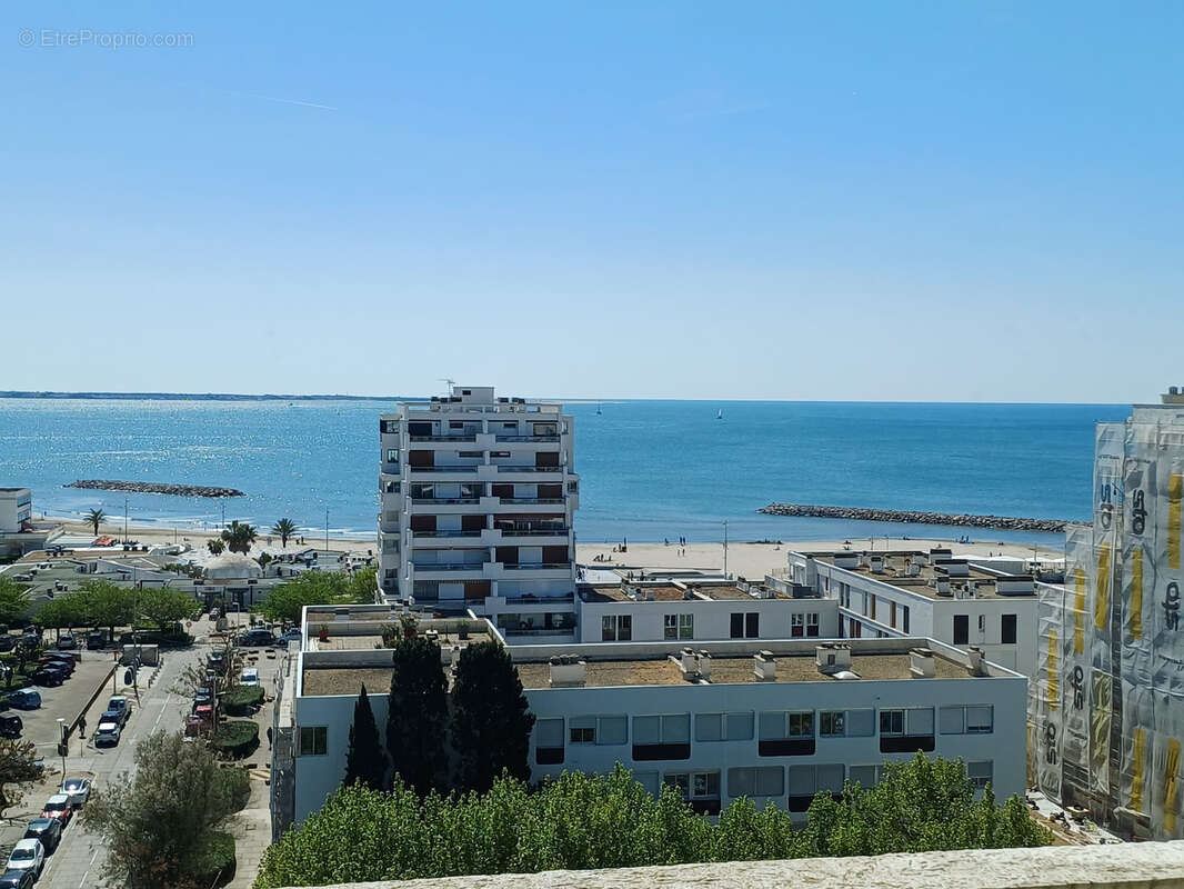 Appartement T3 de 130m2 au 9ème et dernier étage avec parking et garage - CENTRE VILLE VUE MER LA GRANDE MOTTE - photo 2