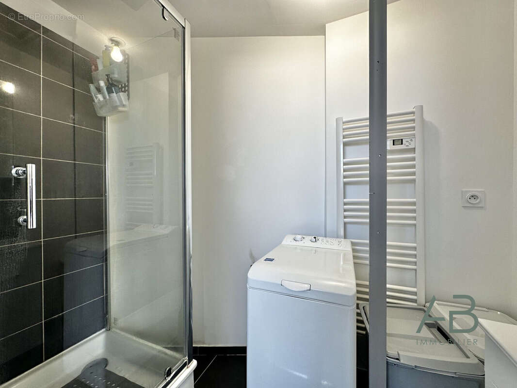 Appartement 37 m² à Lille  - photo 9