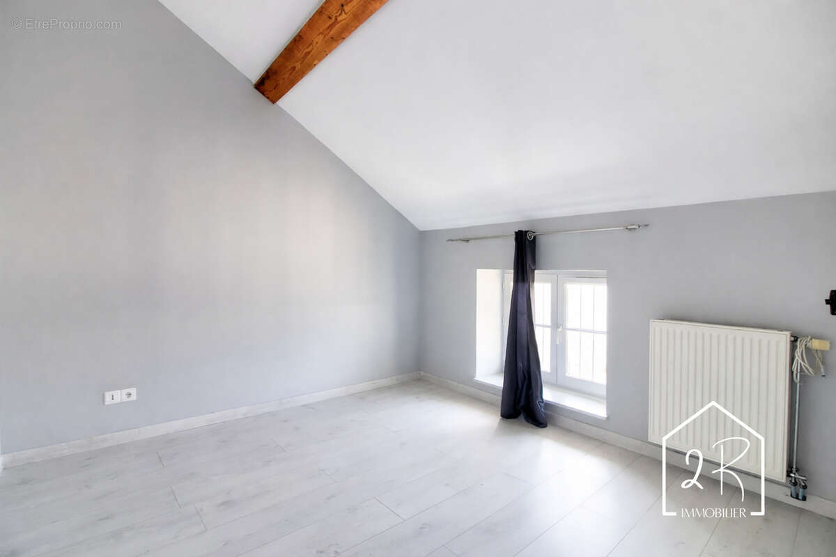 Appartement à VILLEFRANCHE-SUR-SAONE