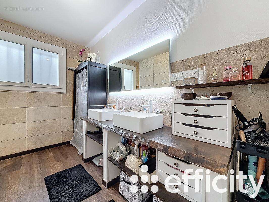 Maison à LOIRE-SUR-RHONE