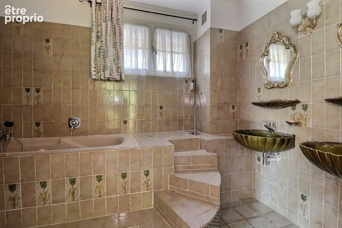 Maison 5 pièces 144 m² à vendre à Chamalieres (63400) - photo 9