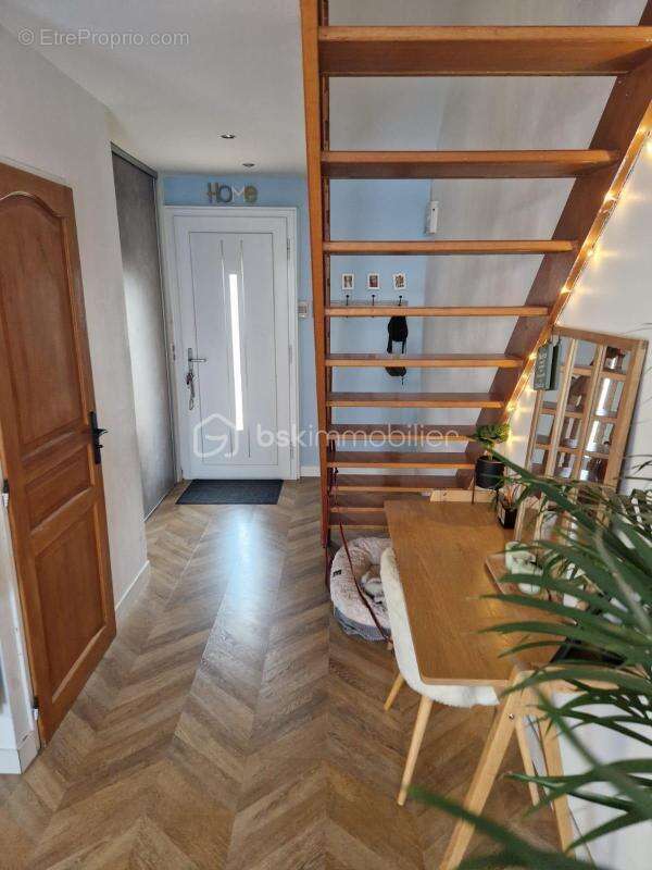 Maison à CLAYE-SOUILLY