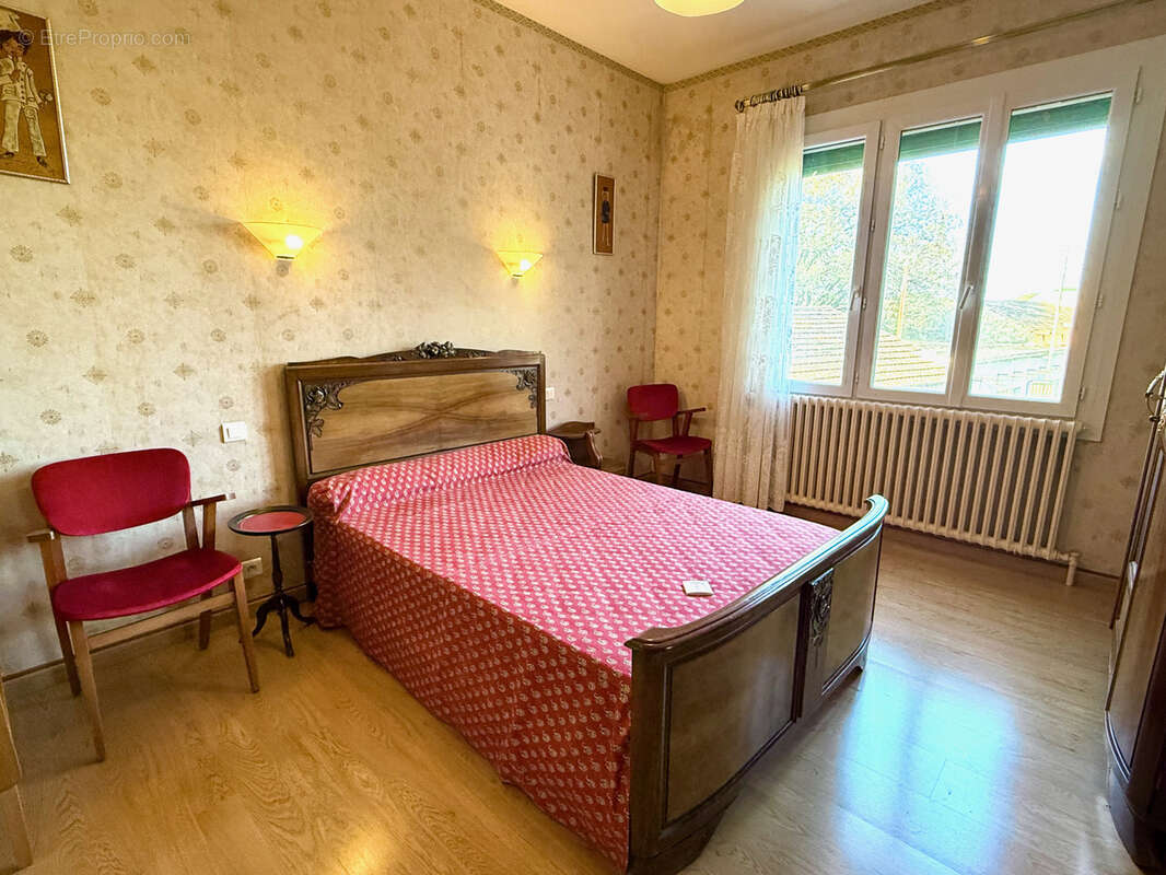 Maison à SUZE-LA-ROUSSE