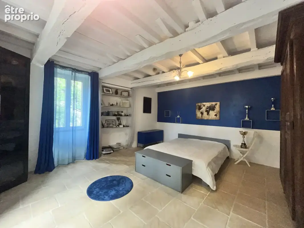 Belle propriété de 375 m2   5 chambres   Piscine   Dépendances   Prestations de qualité - photo 15