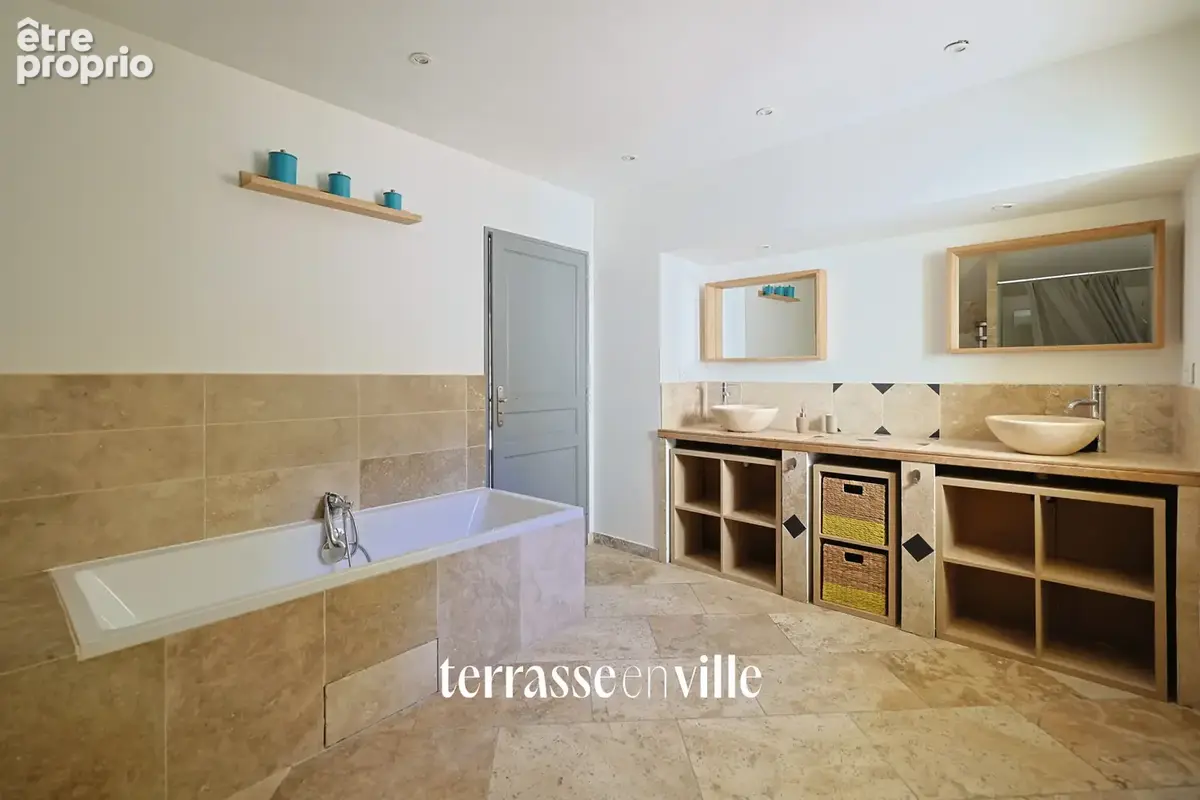 Bastide 400m2 - parcelle 2600m2 - piscine - dependances - photo 26