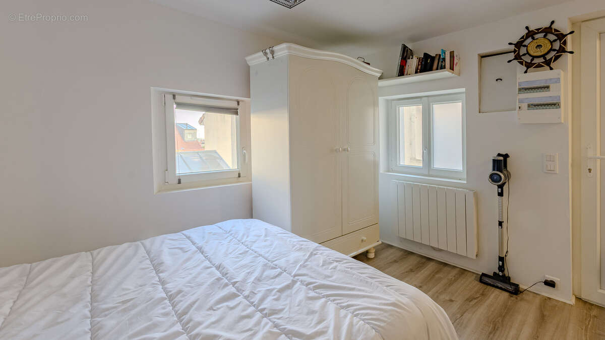 Appartement à ISSY-LES-MOULINEAUX