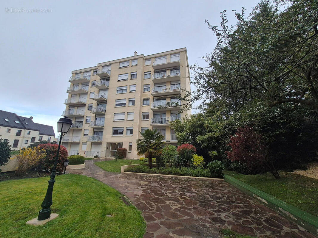 Appartement à RAMBOUILLET