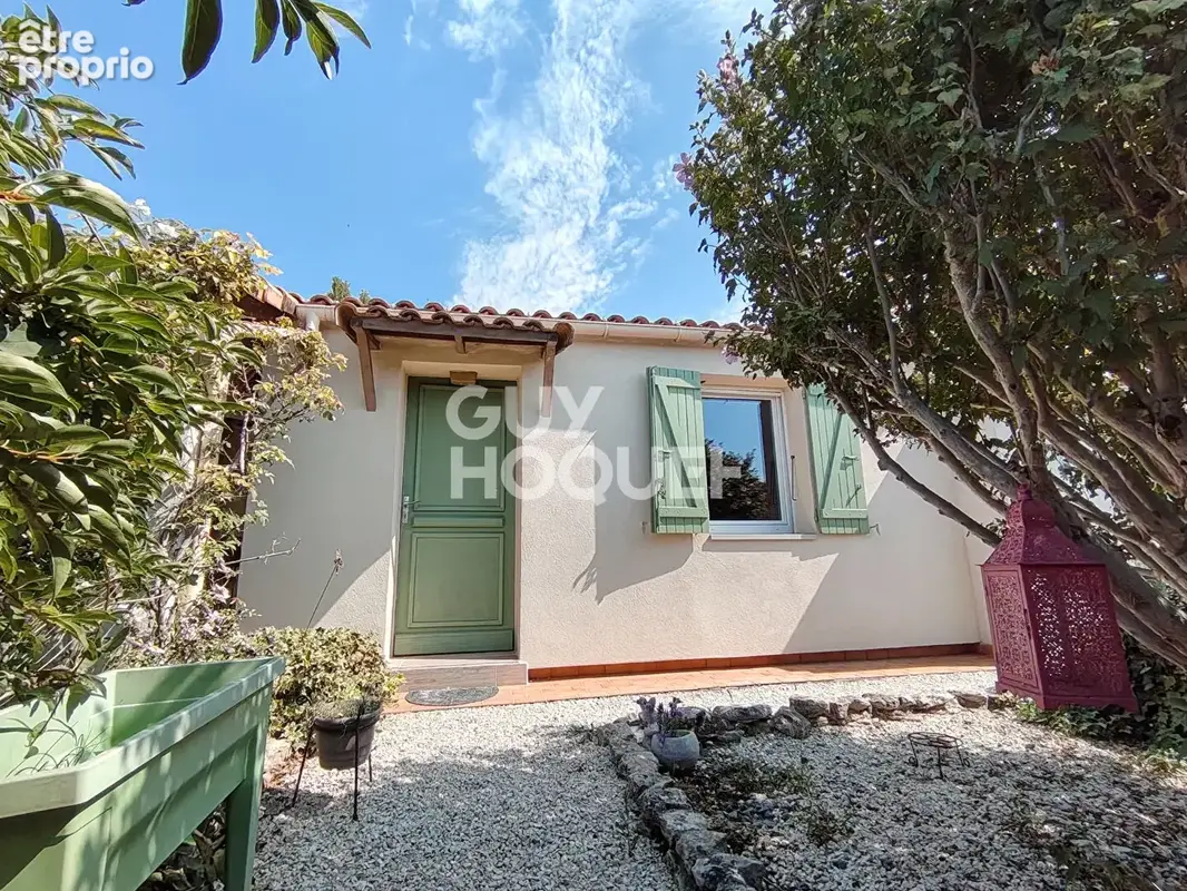 Carpentras - Villa plain pied de 91 m² - 4 pièces avec jardin et garage - photo 2