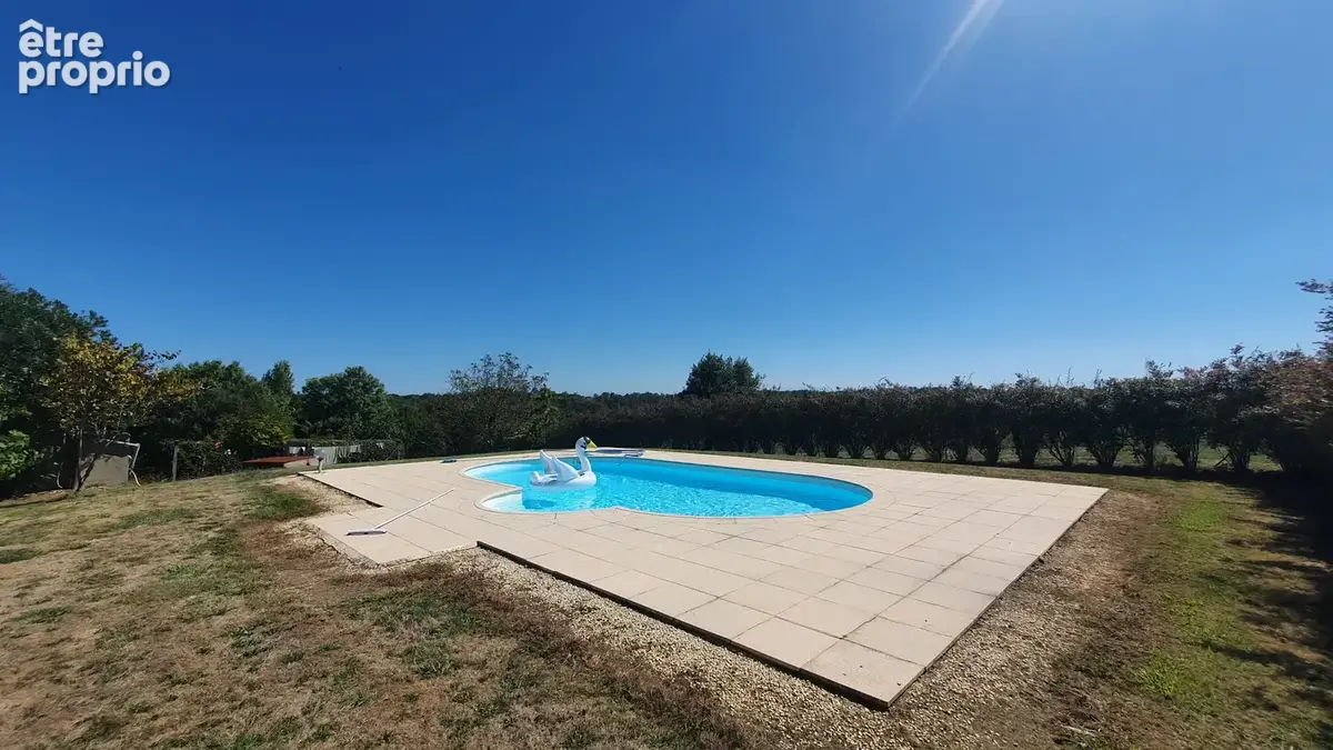 Maison de Caractère de 306 m2 Hab, proche de Hagetmau - photo 2