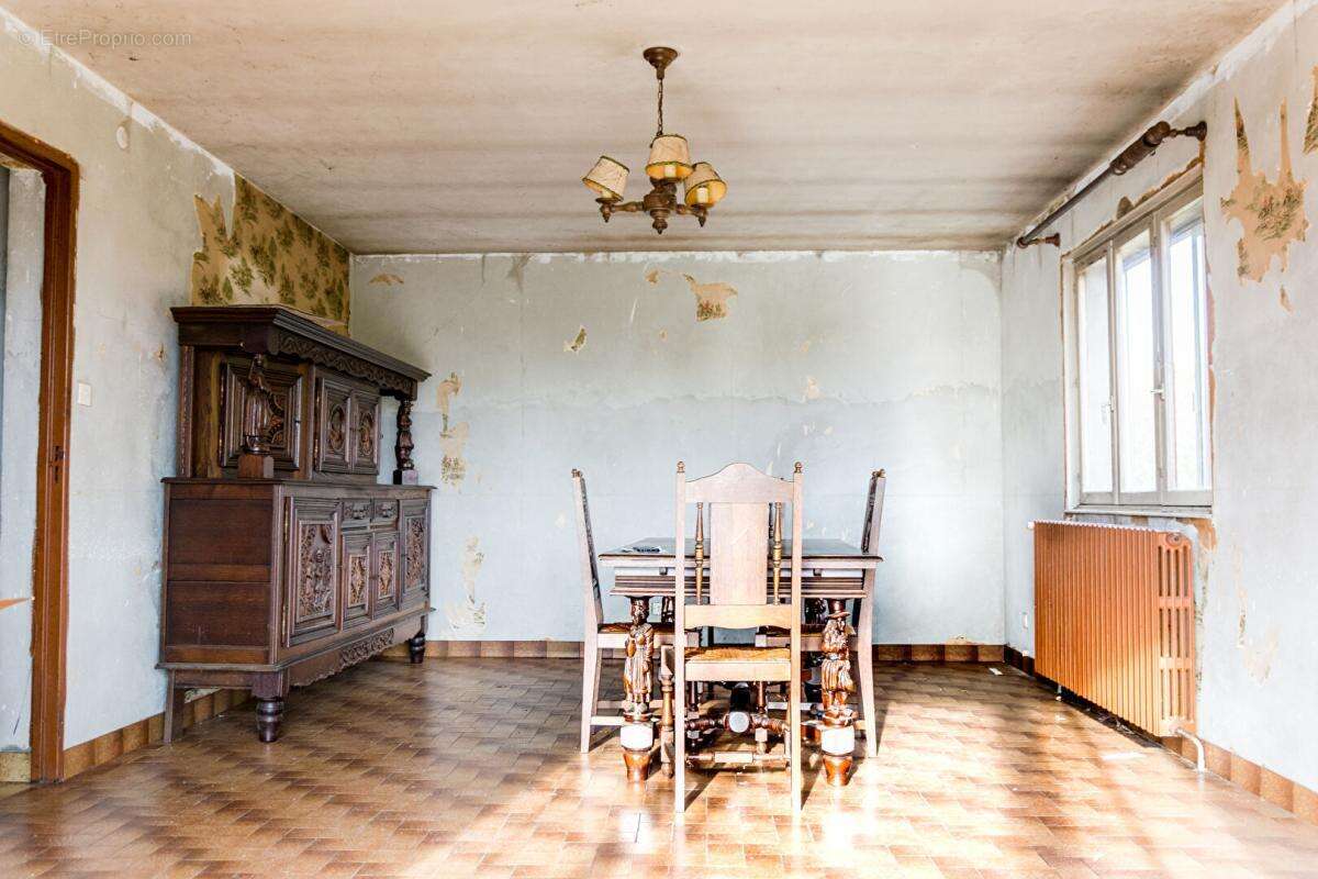 Maison à LUXEUIL-LES-BAINS