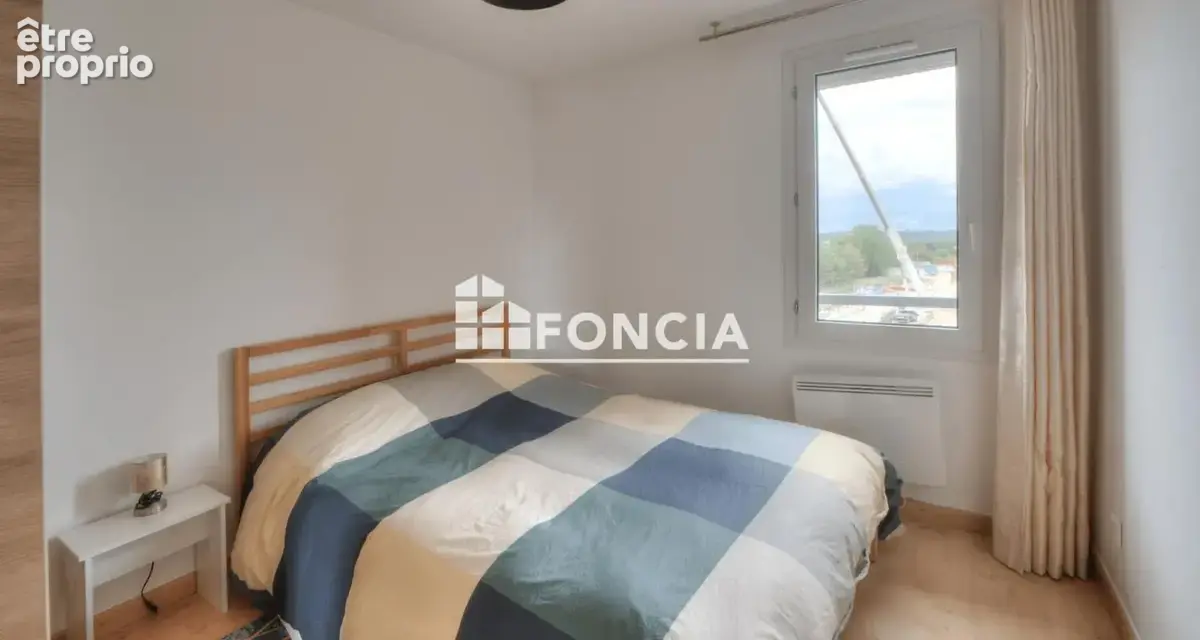 Thoiry – Duplex T4 de 79 m² avec entrée indépendante, balcon et garage - photo 7