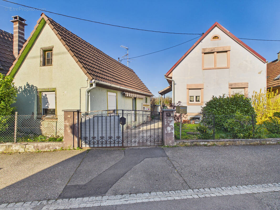 Maison à VILLAGE-NEUF