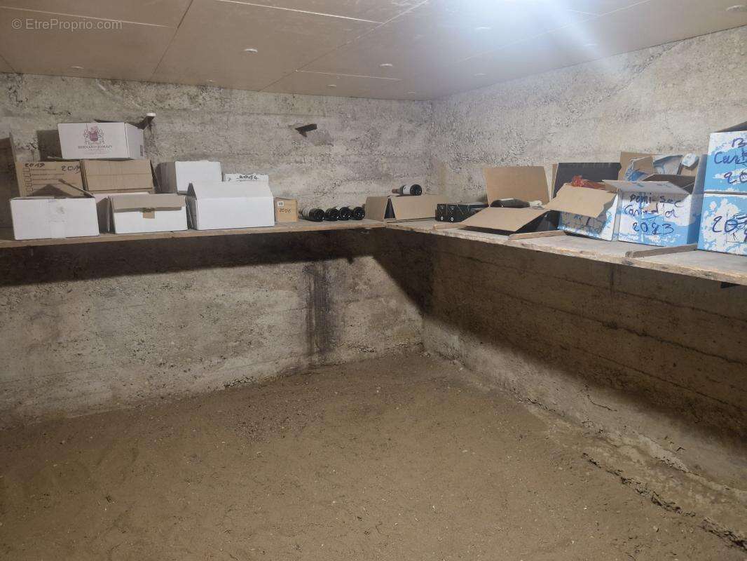 Maison à COLLONGES-AU-MONT-D'OR