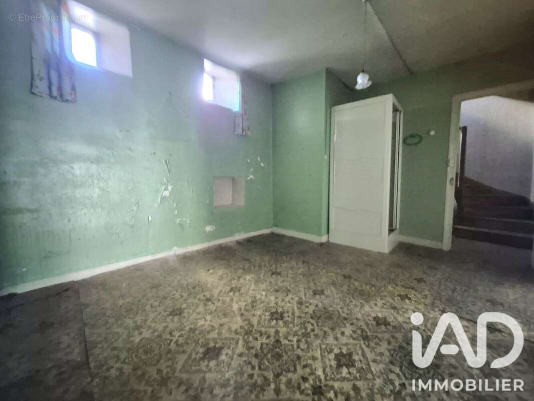 Photo 8 - Maison à NOIRETABLE
