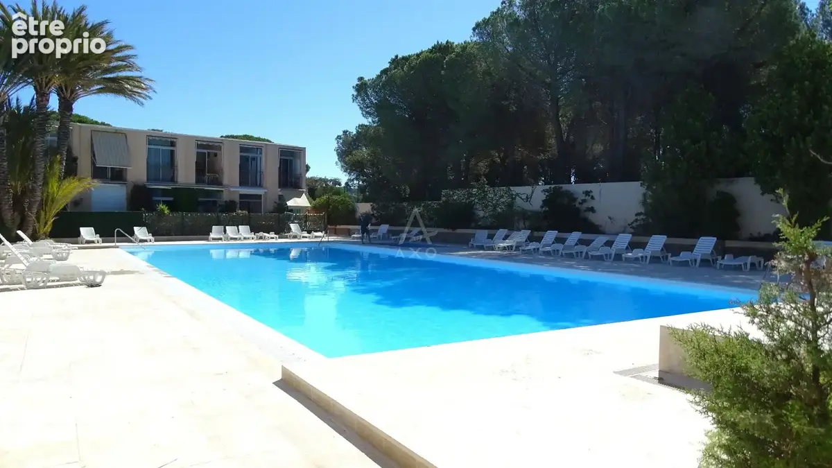 Bel appartement T2 vue mer exceptionnelle - Le Lavandou (83) - photo 12