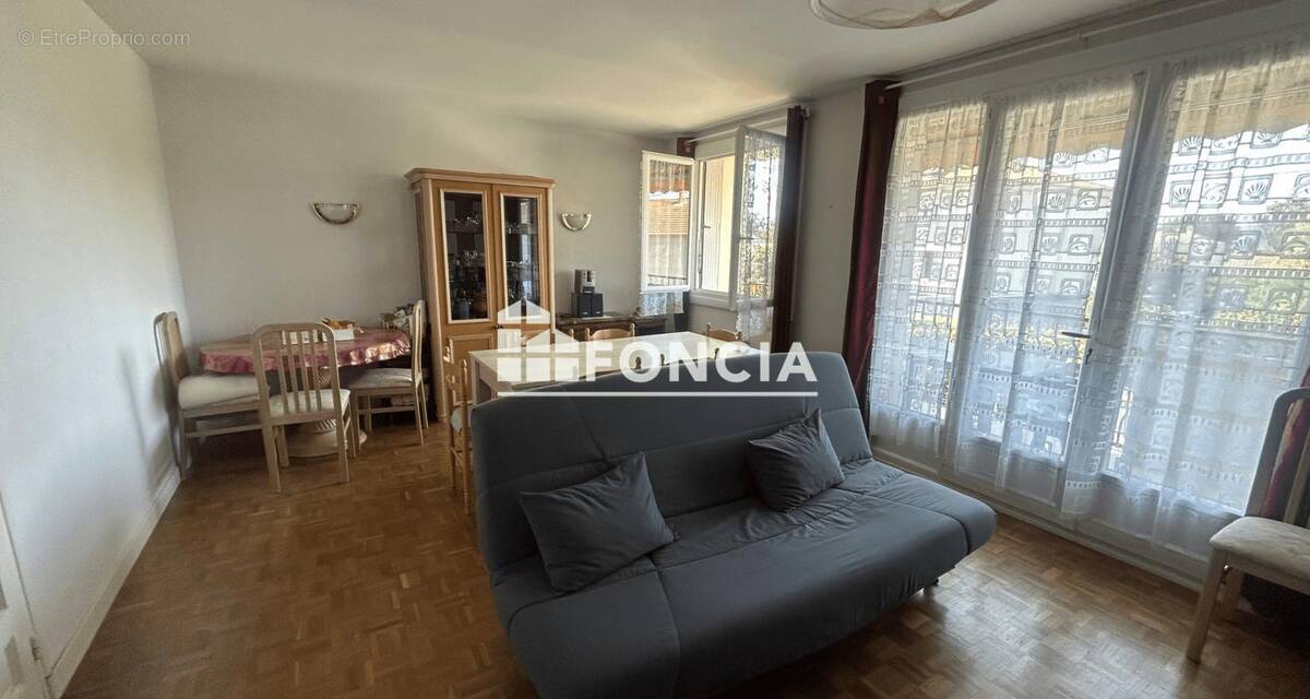 Appartement à MONTELIMAR