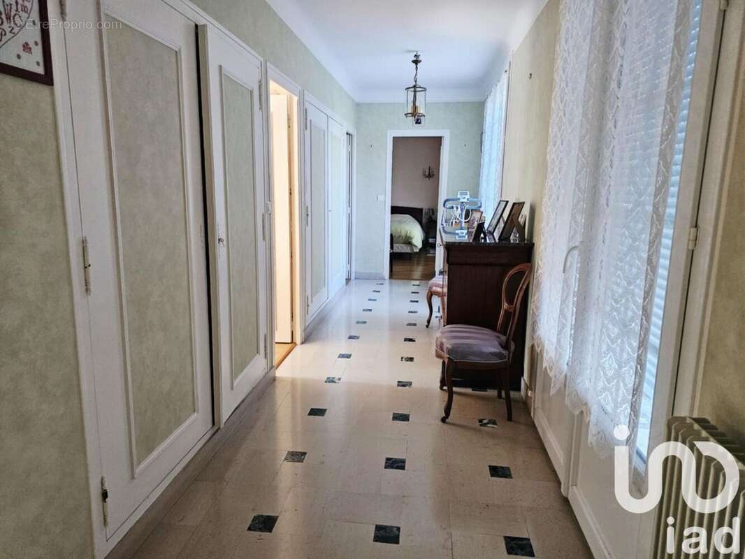 Photo 5 - Maison à JOIGNY