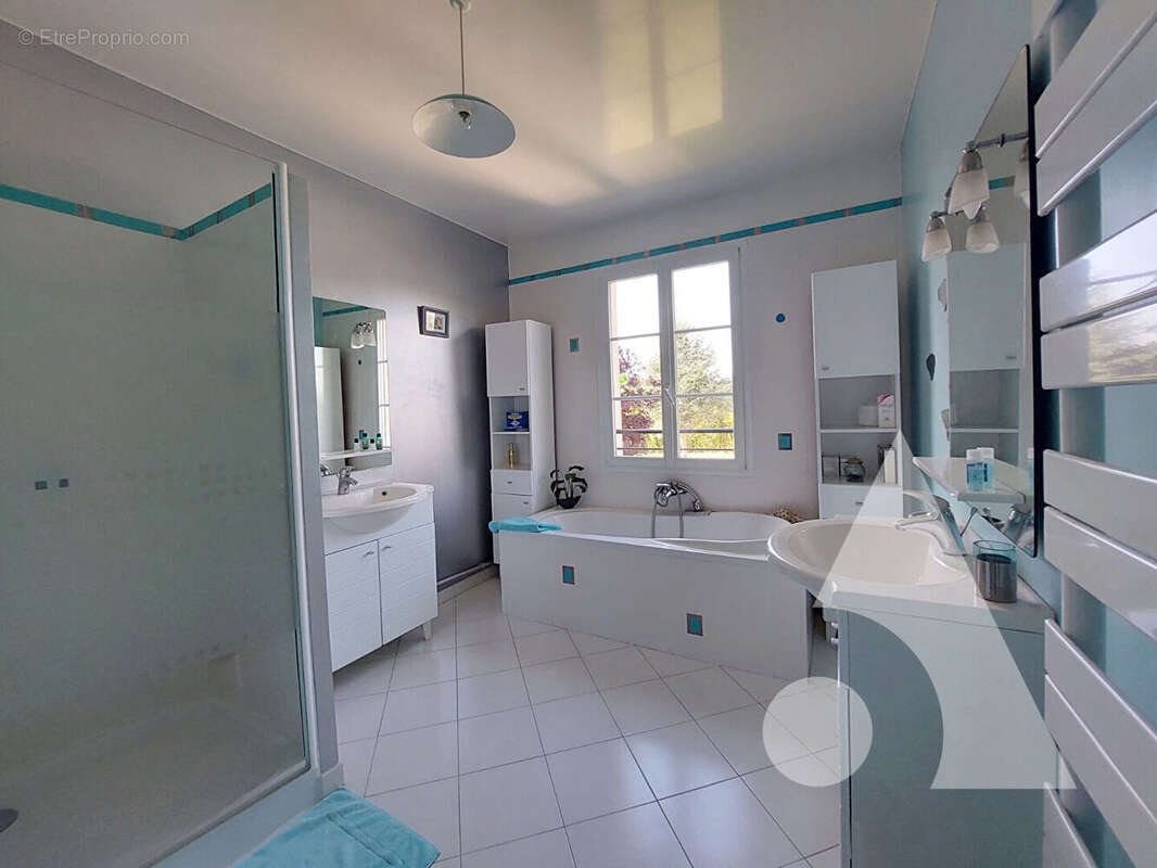 Maison à CREPY-EN-VALOIS