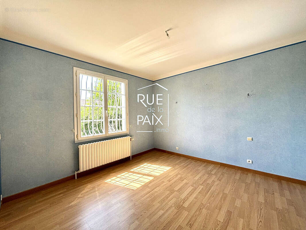 Maison à CHATILLON-SUR-THOUET