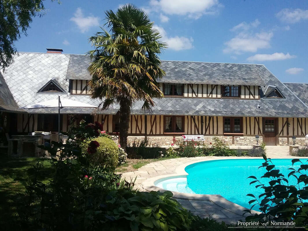 Maison 347 m² à Cormeilles  - photo 2