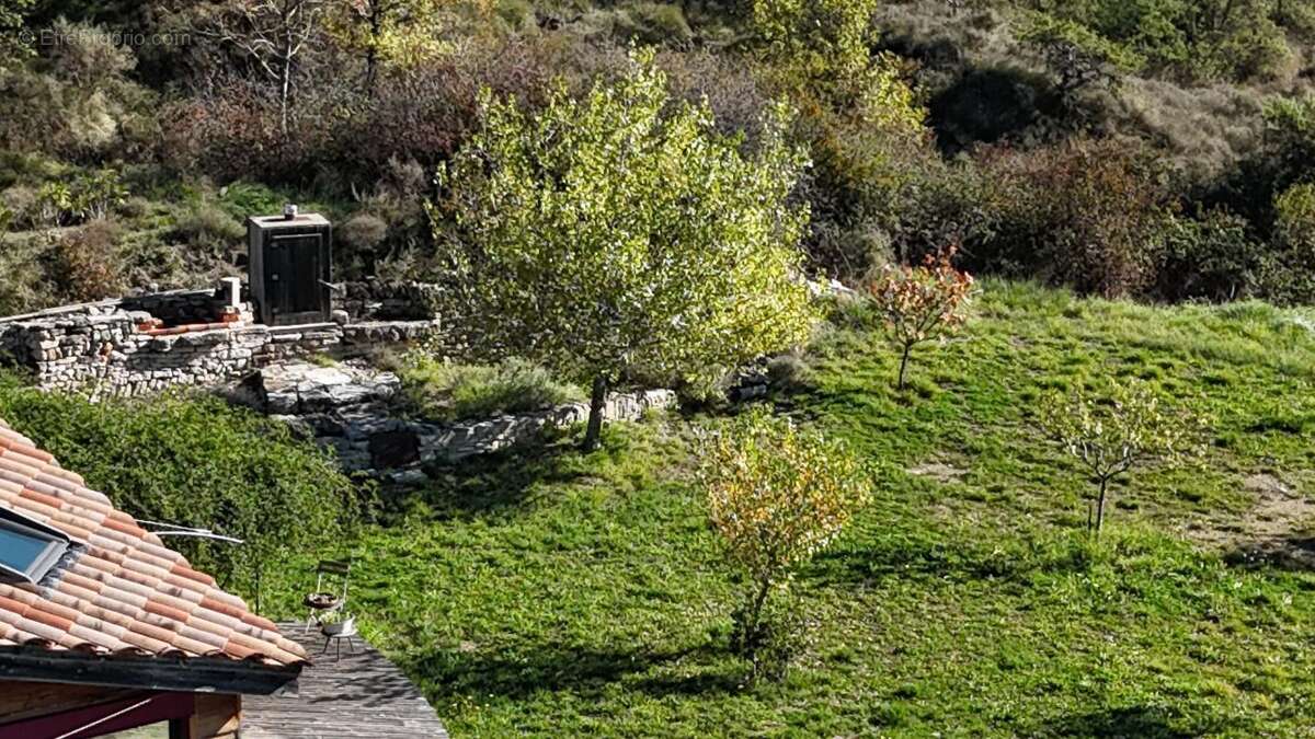 Appartement à ALBA-LA-ROMAINE
