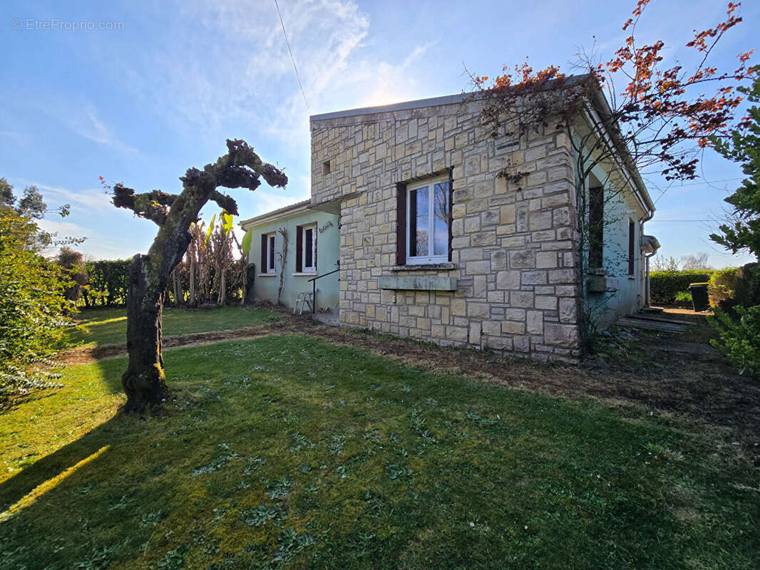 Maison à HAGETAUBIN