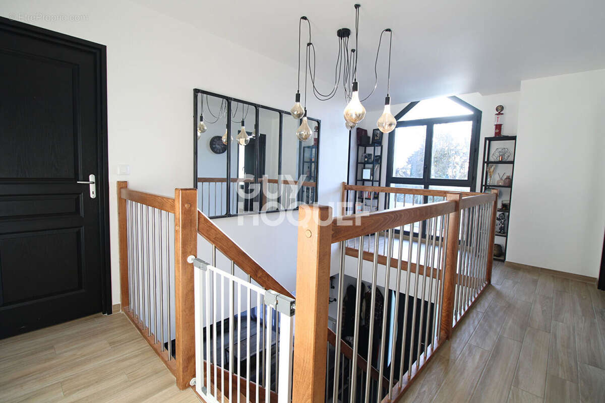 Maison à GRISY-SUISNES