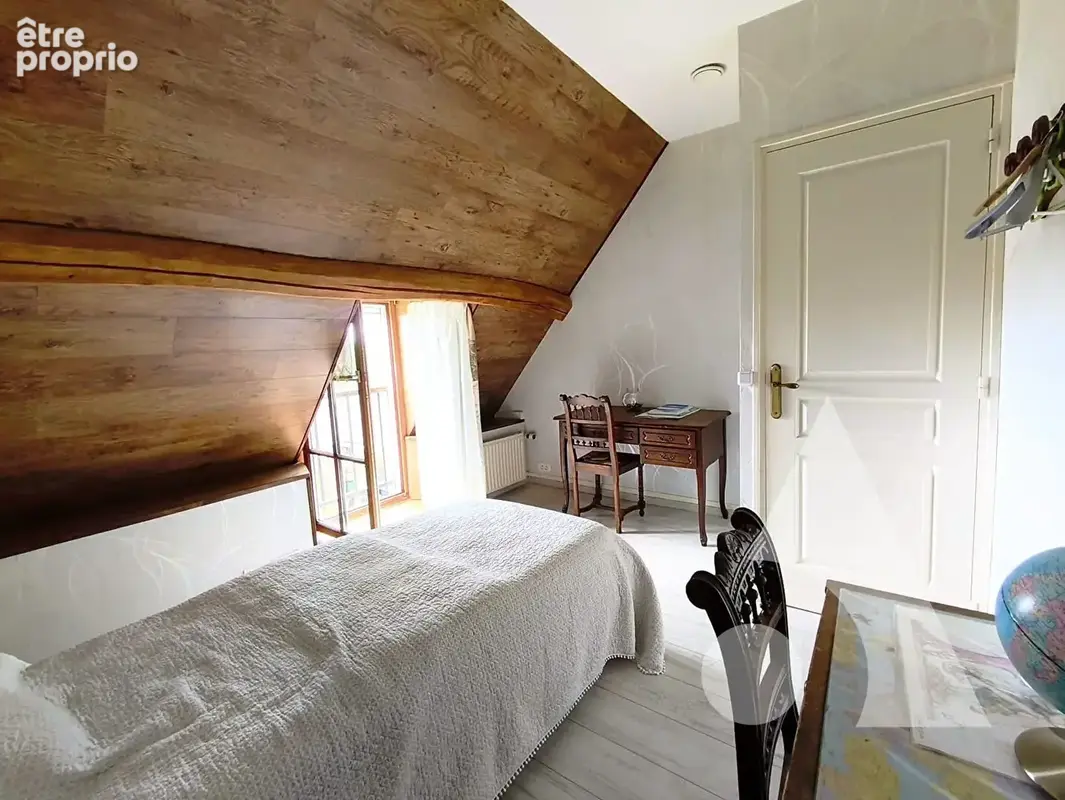 Longère 5 chambres + gîte 2 chambres + dépendances - photo 10