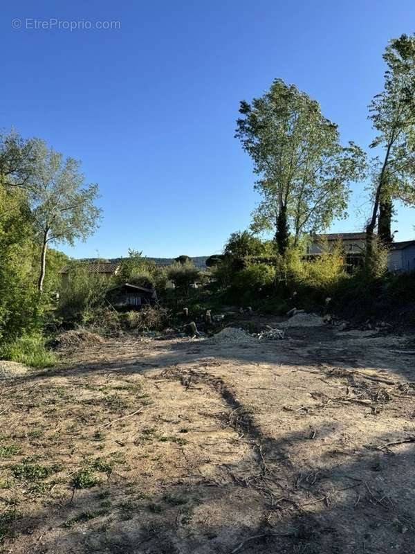 Terrain à VILLECROZE