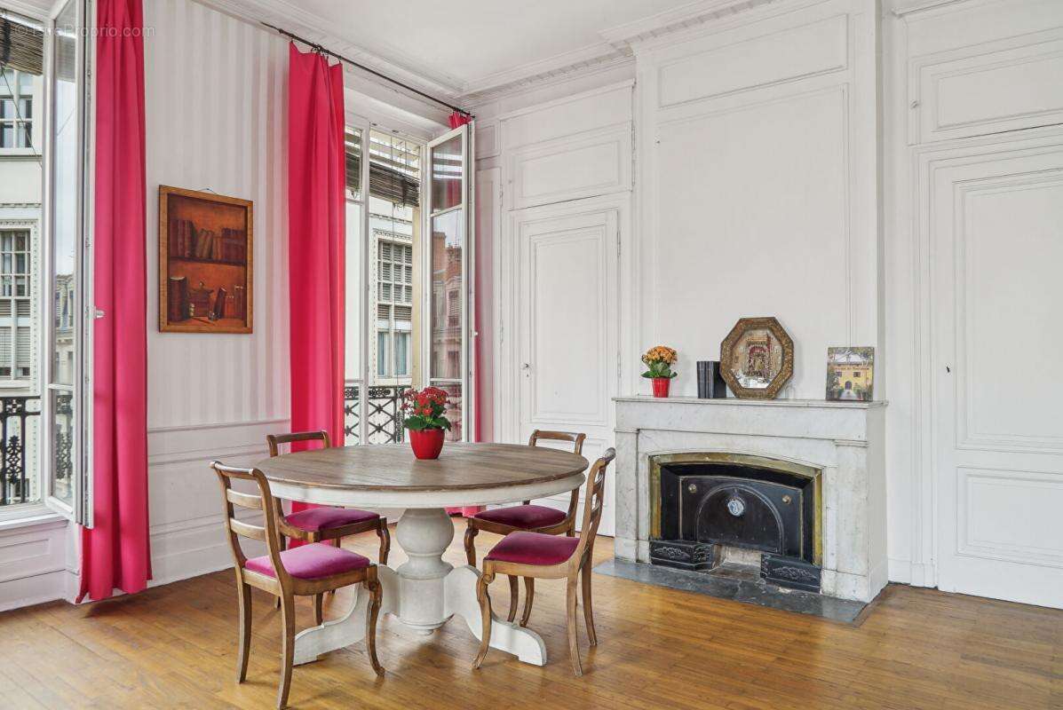 Appartement à LYON-2E