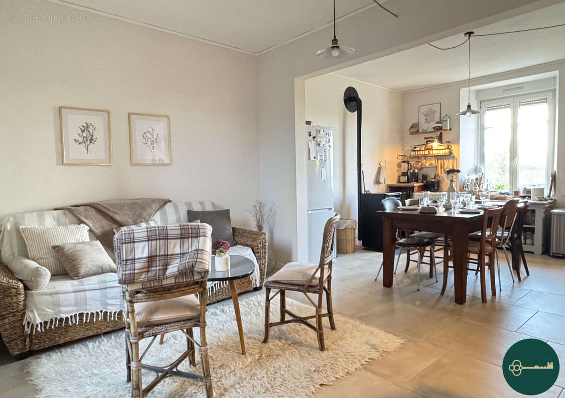 Maison à SAINT-BAUSSANT