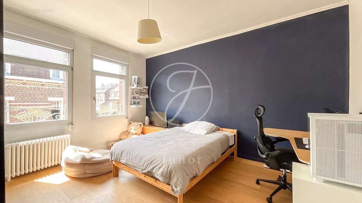 Maison à MARCQ-EN-BAROEUL